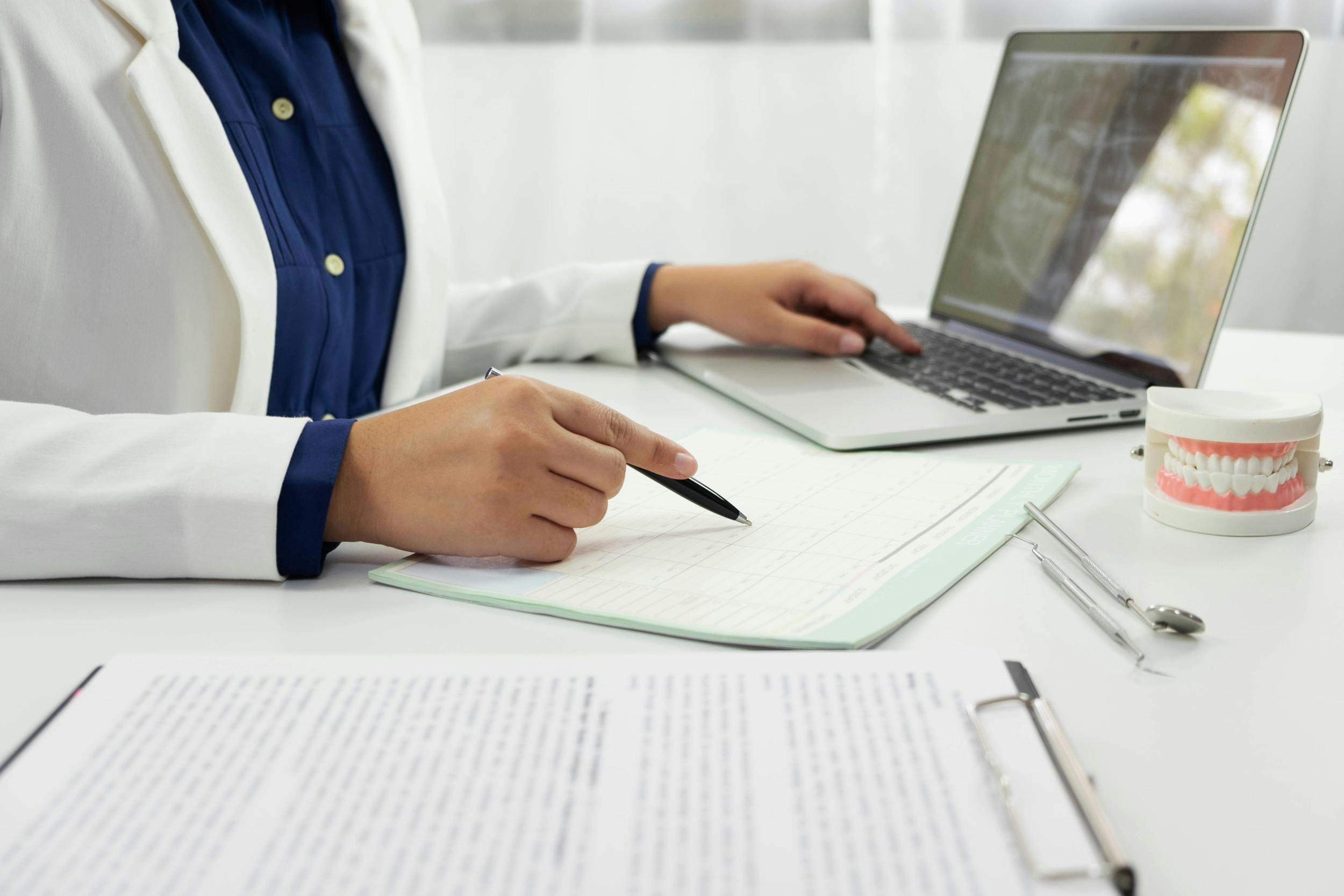 How Electronic Health Records Contribute To Healthcare And Dental Worker Burnout